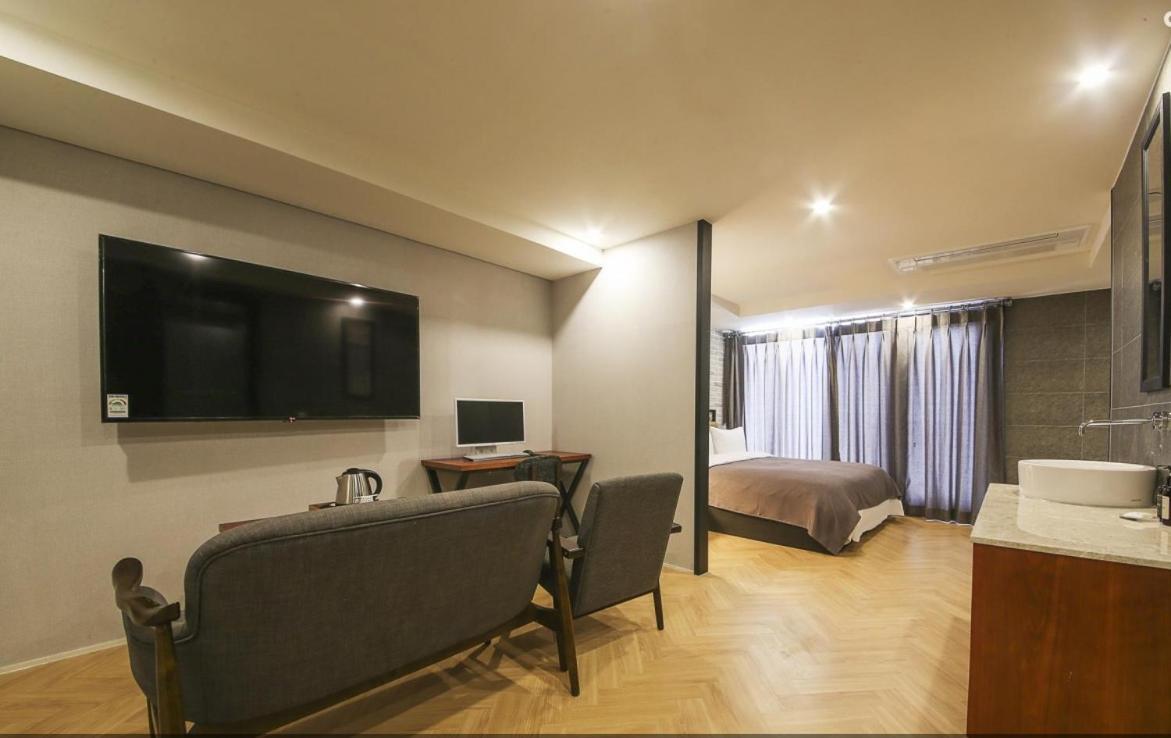 Brown Dot Hotel Gwangan Beach Busan Exterior foto